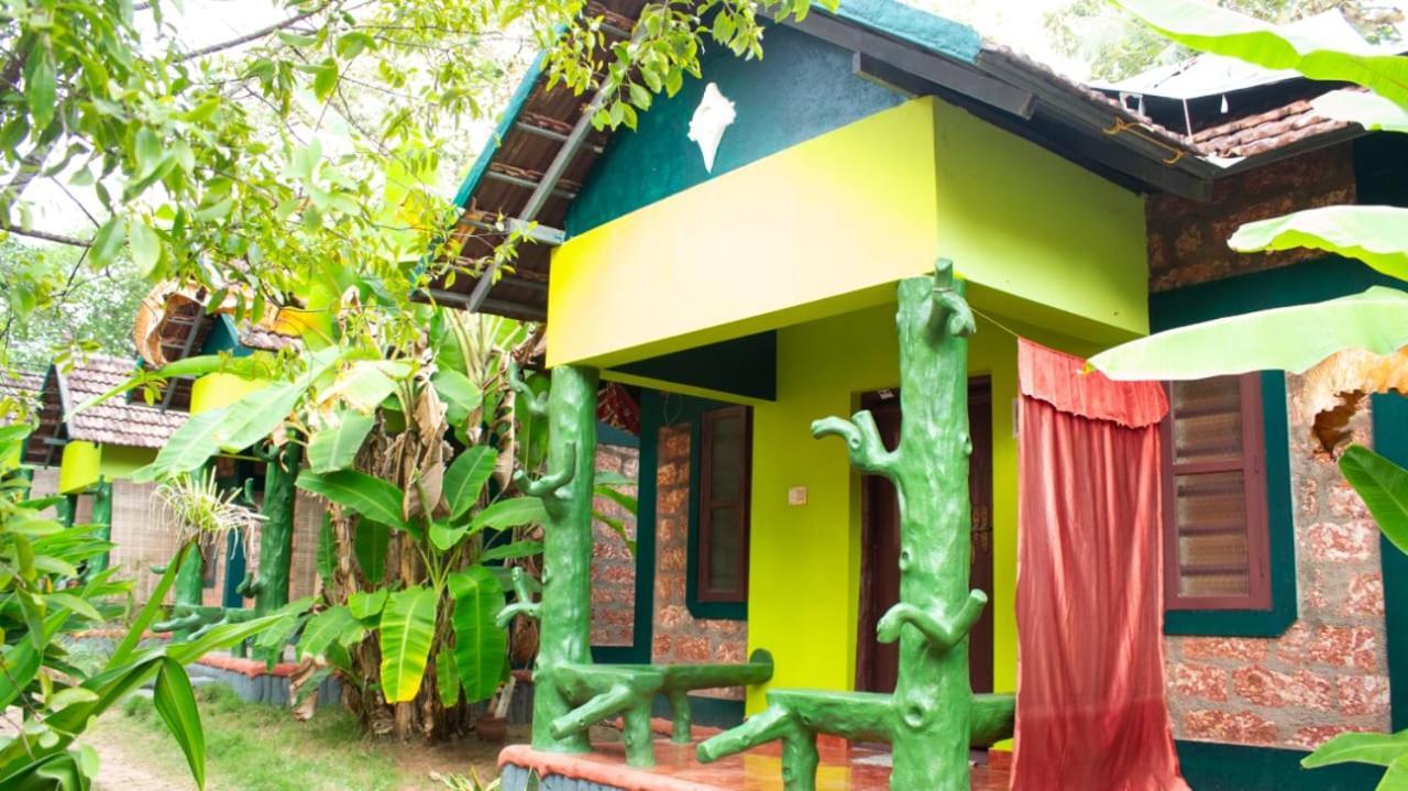 Cliff Garden Hotel Varkala Bagian luar foto